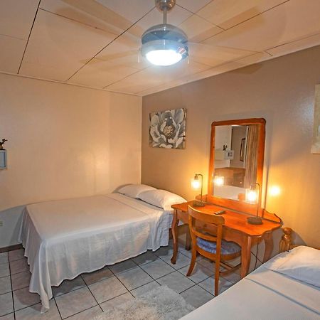 Hotel Laura'S House Coco Ngoại thất bức ảnh
